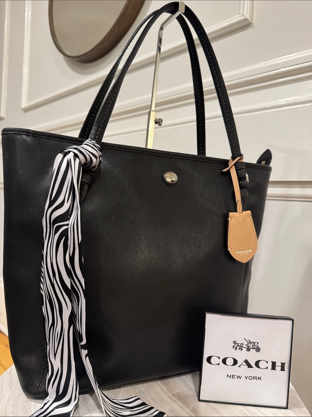 Coach Bag Large Peyton Leather Zip Top Tote Black Leather Tote